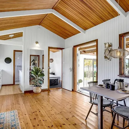 Ferienhaus Awesome In With House Sea View